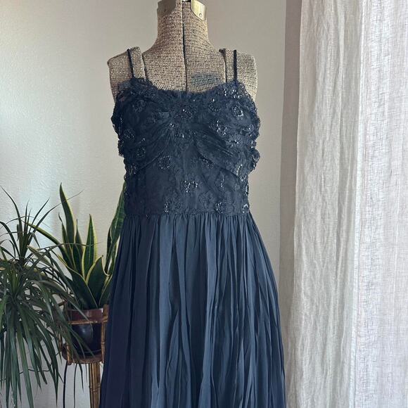 Vintage Women’s Small Dress Black Beaded Lace Silk Gown Maxi Dress Whimsygoth - Picture 1 of 5